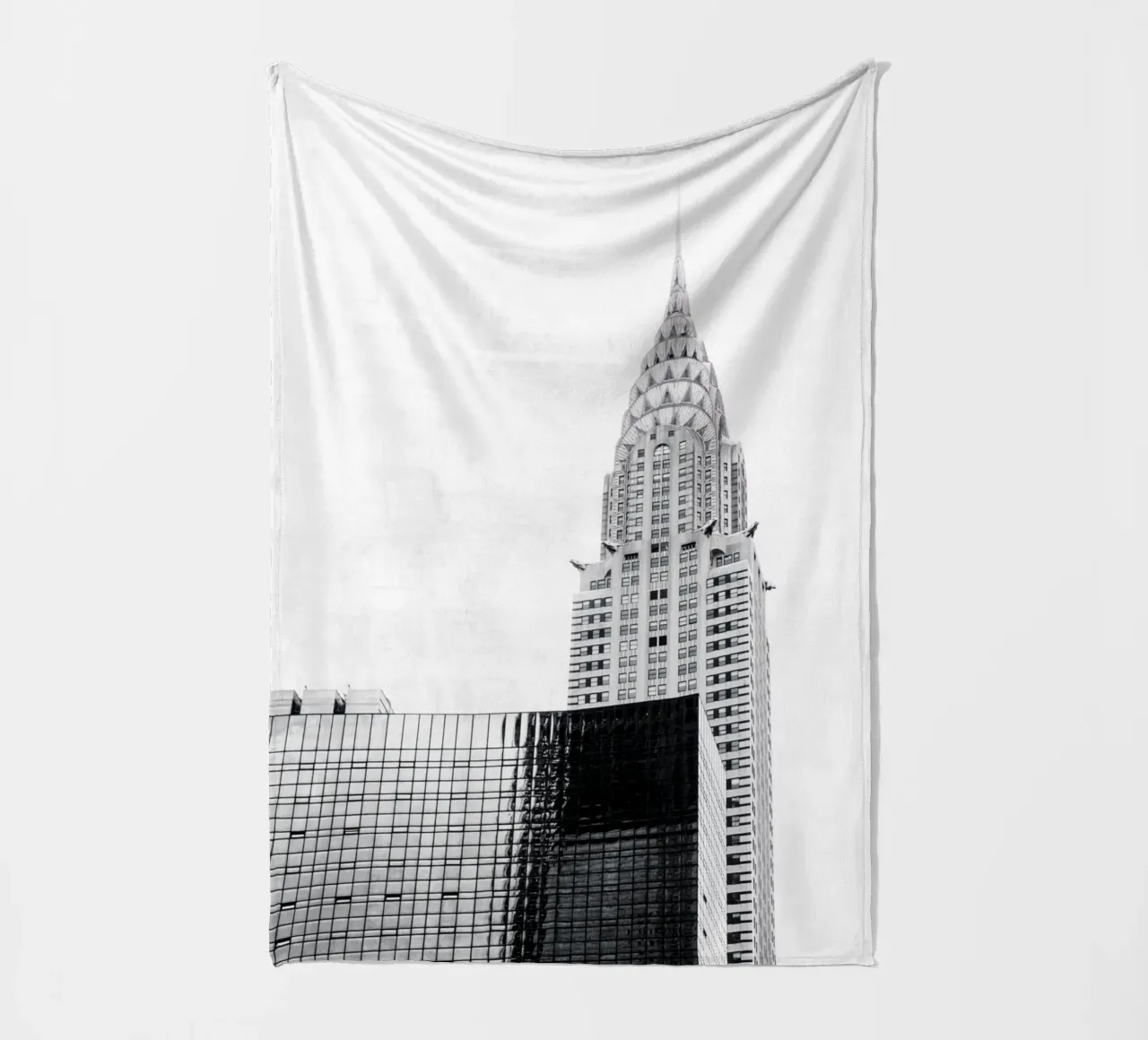 New York - Chrysler Builing in schwarzweiß coperta in pile da Nadine Ginzel