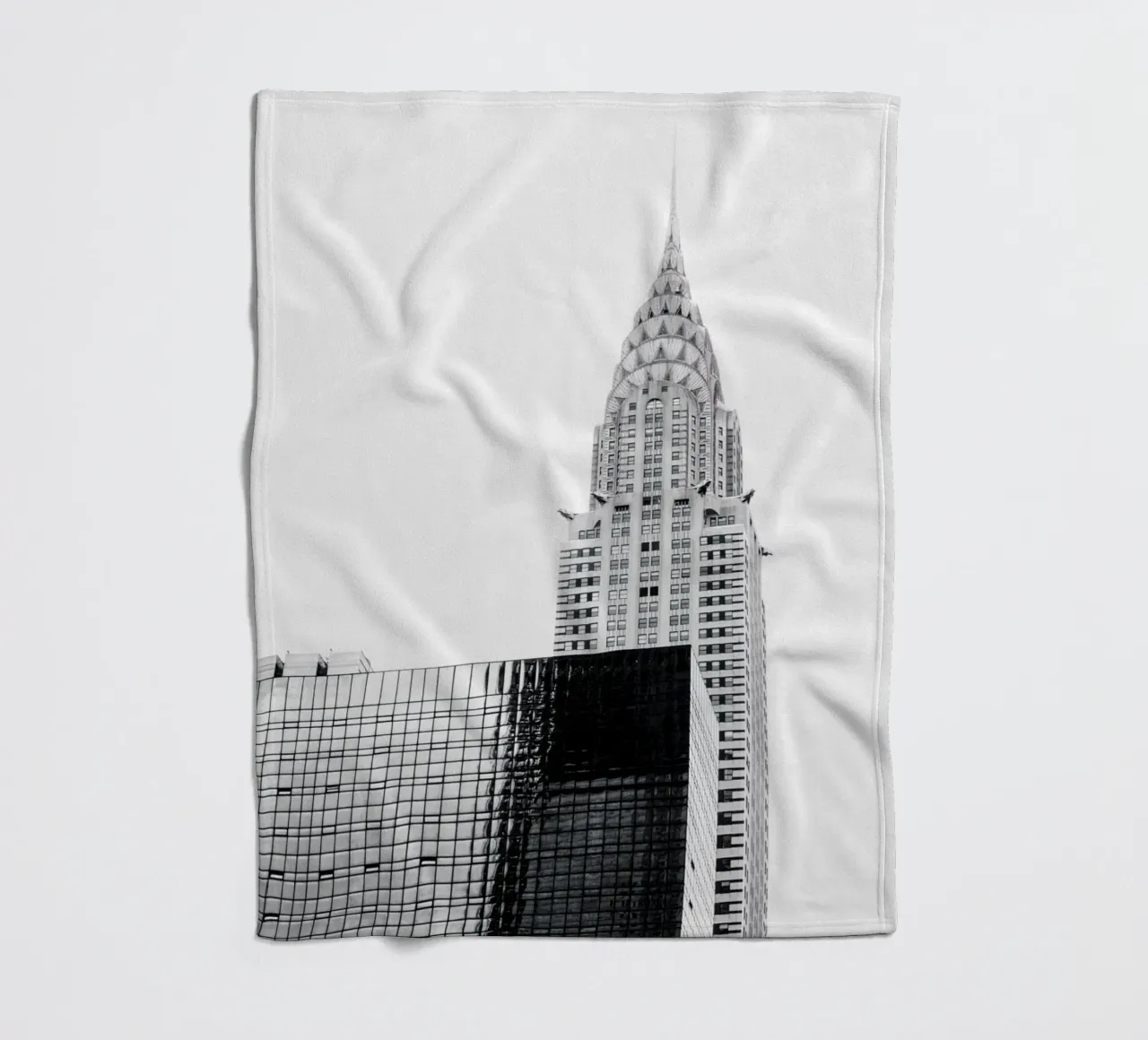 New York - Chrysler Builing in schwarzweiß coperta in pile da Nadine Ginzel
