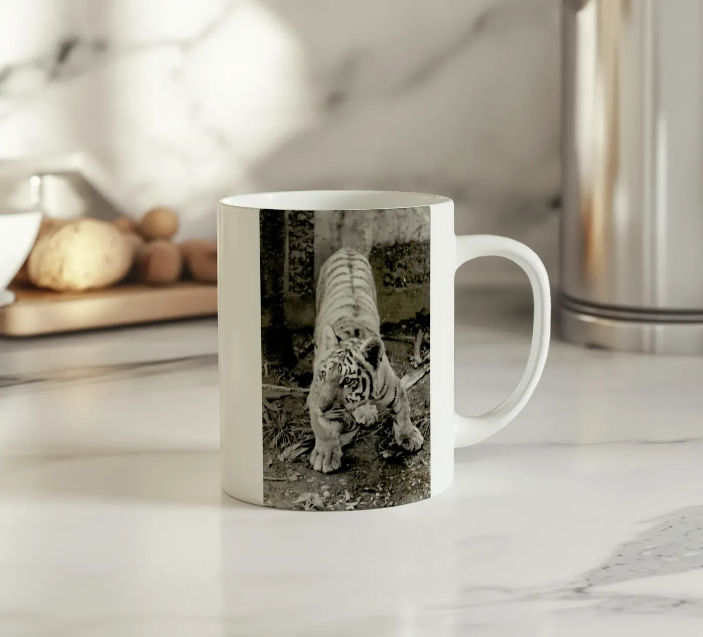 Aloha ceramic mug by Sophie Etchart
