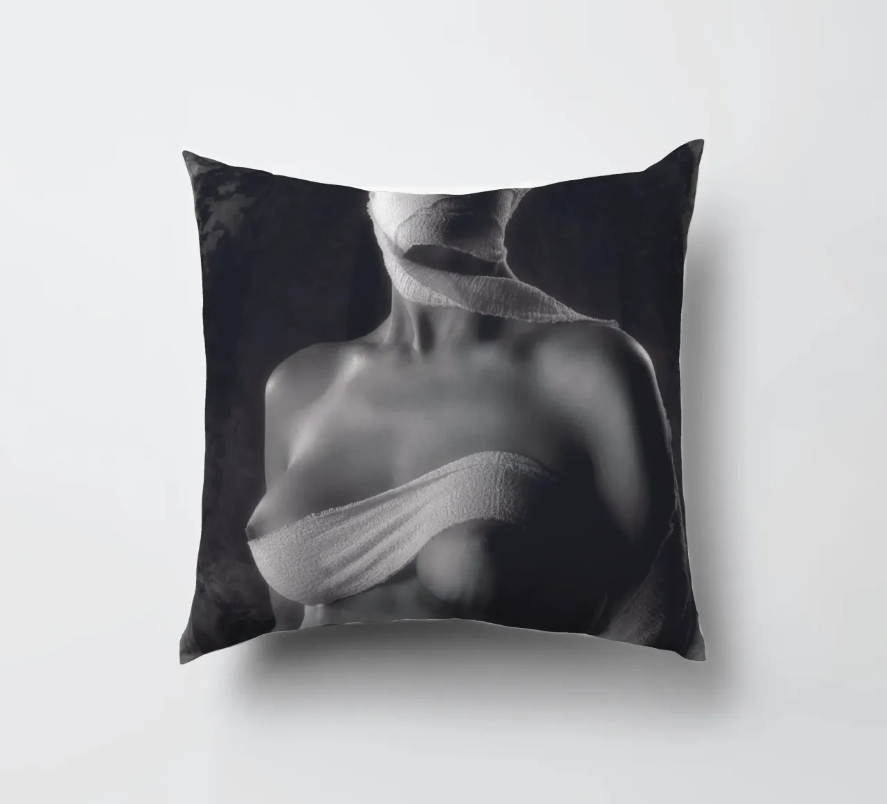 Ragazza bendata cuscino da Dave Hare Photography