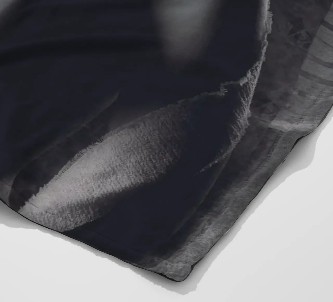 Ragazza bendata coperta in pile da Dave Hare Photography