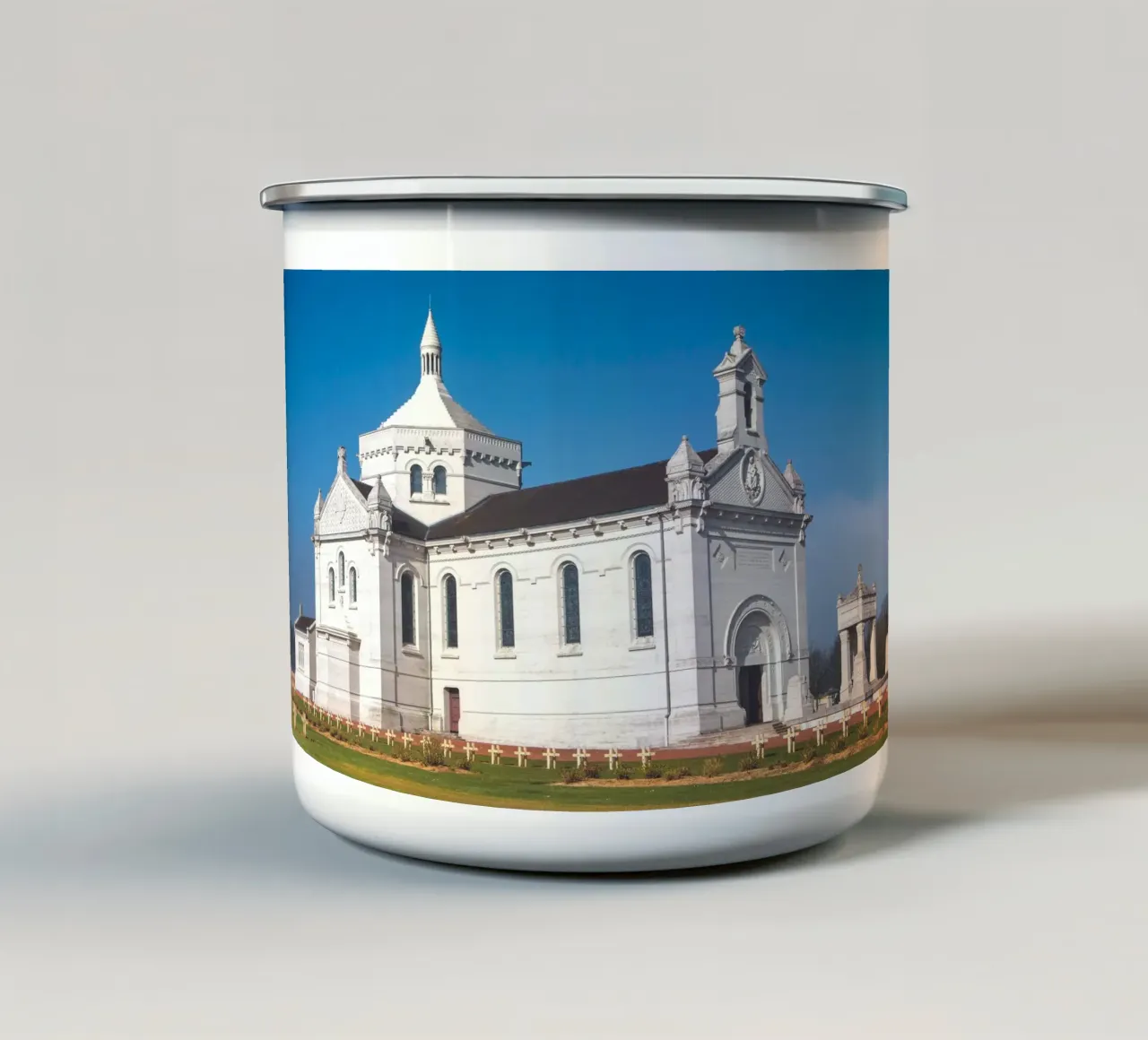 Notre Dame de Lorette, Arras. tazza in smalto da Dave Hare Photography