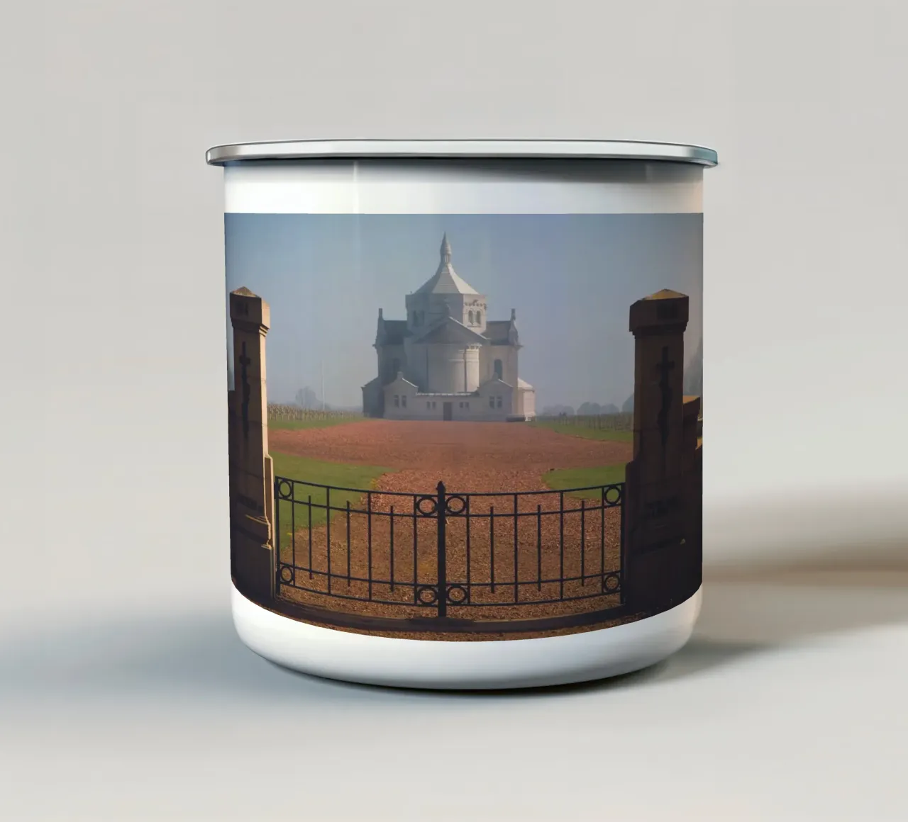 Notre Dame de Lorette in the mist tazza in smalto da Dave Hare Photography