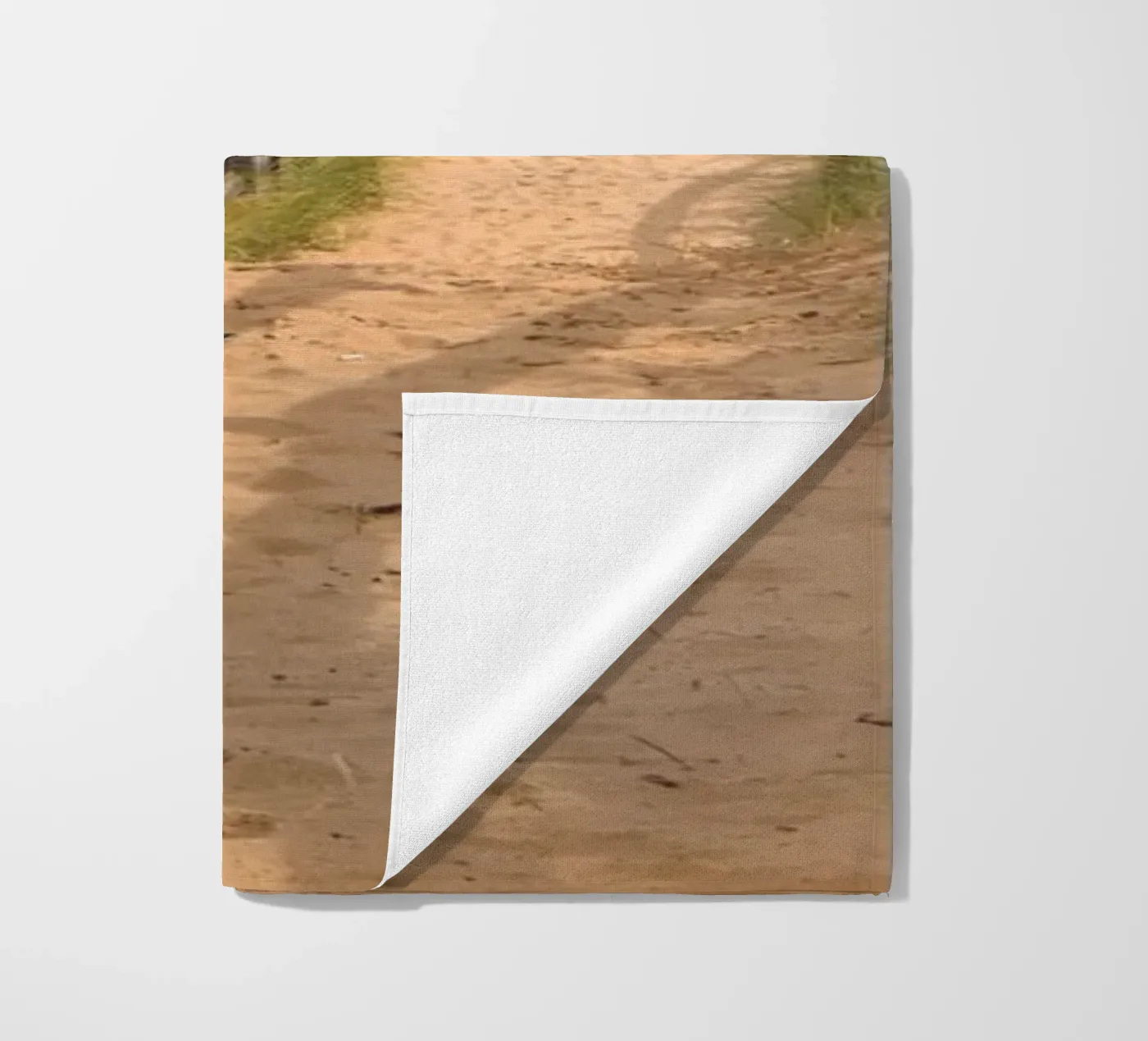 Beach Path strandhanddoek van Dave Hare Photography