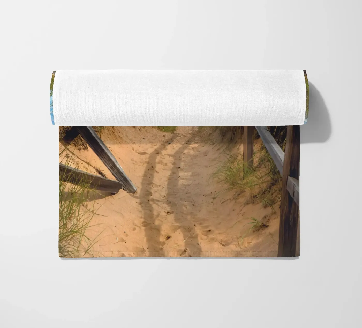 Beach Path strandhanddoek van Dave Hare Photography