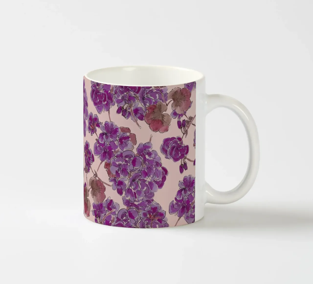 Purple romantic flowers pattern tazza in ceramica da anisillustration