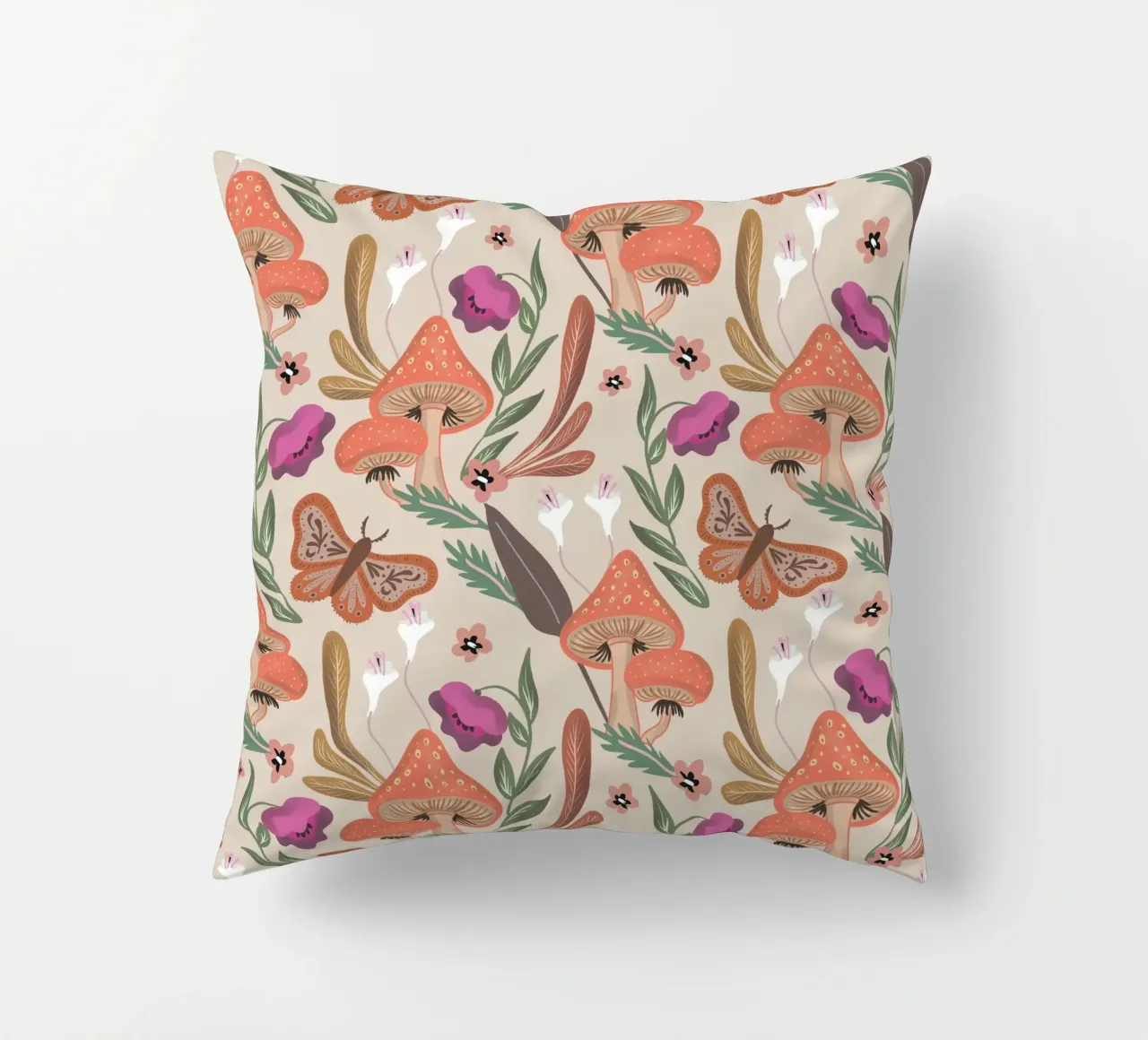 Red Mushrooms and Butterflies with Name cuscino da anisillustration