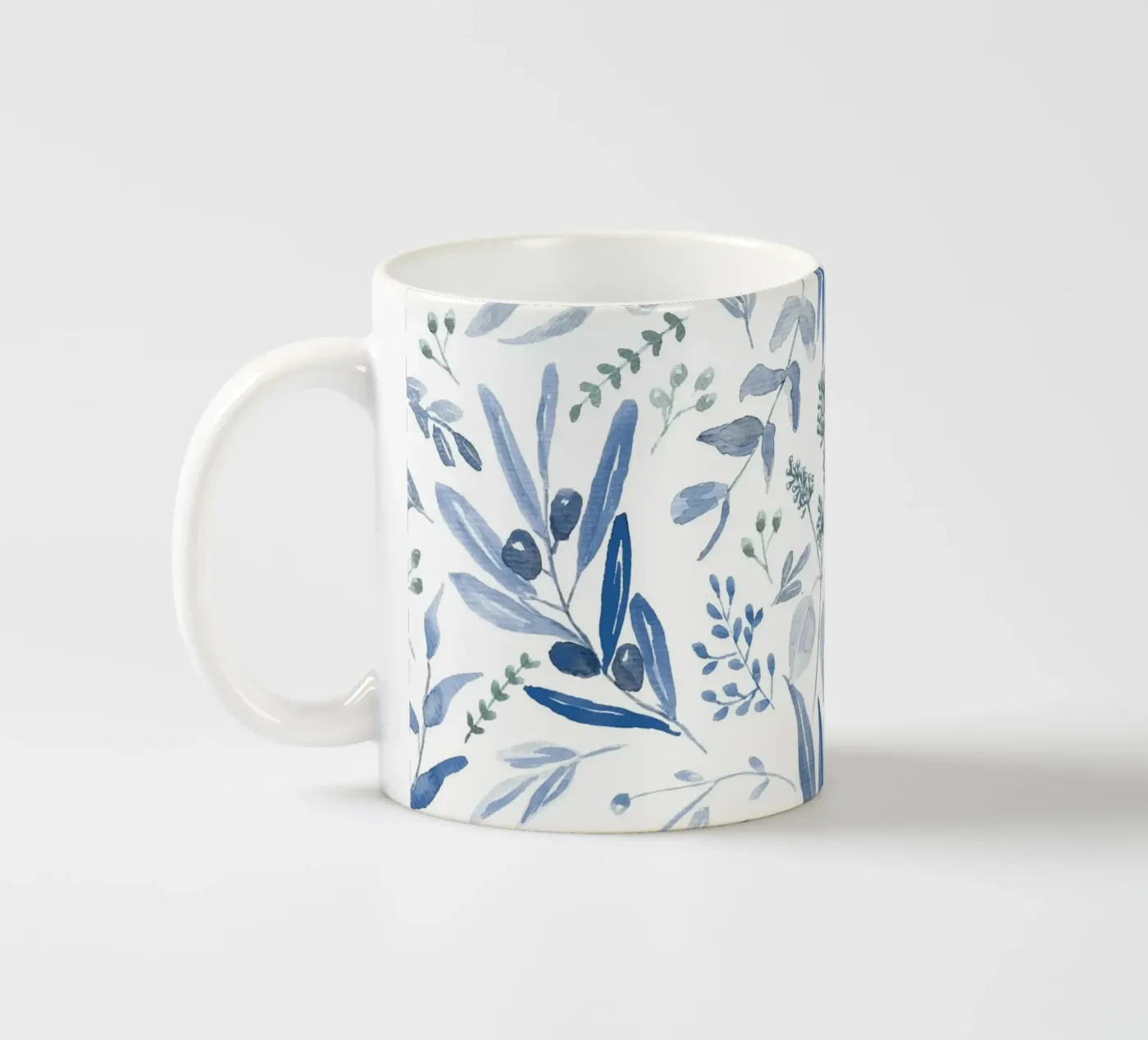 Blue Eucalyptus Pattern mug en céramique de anisillustration