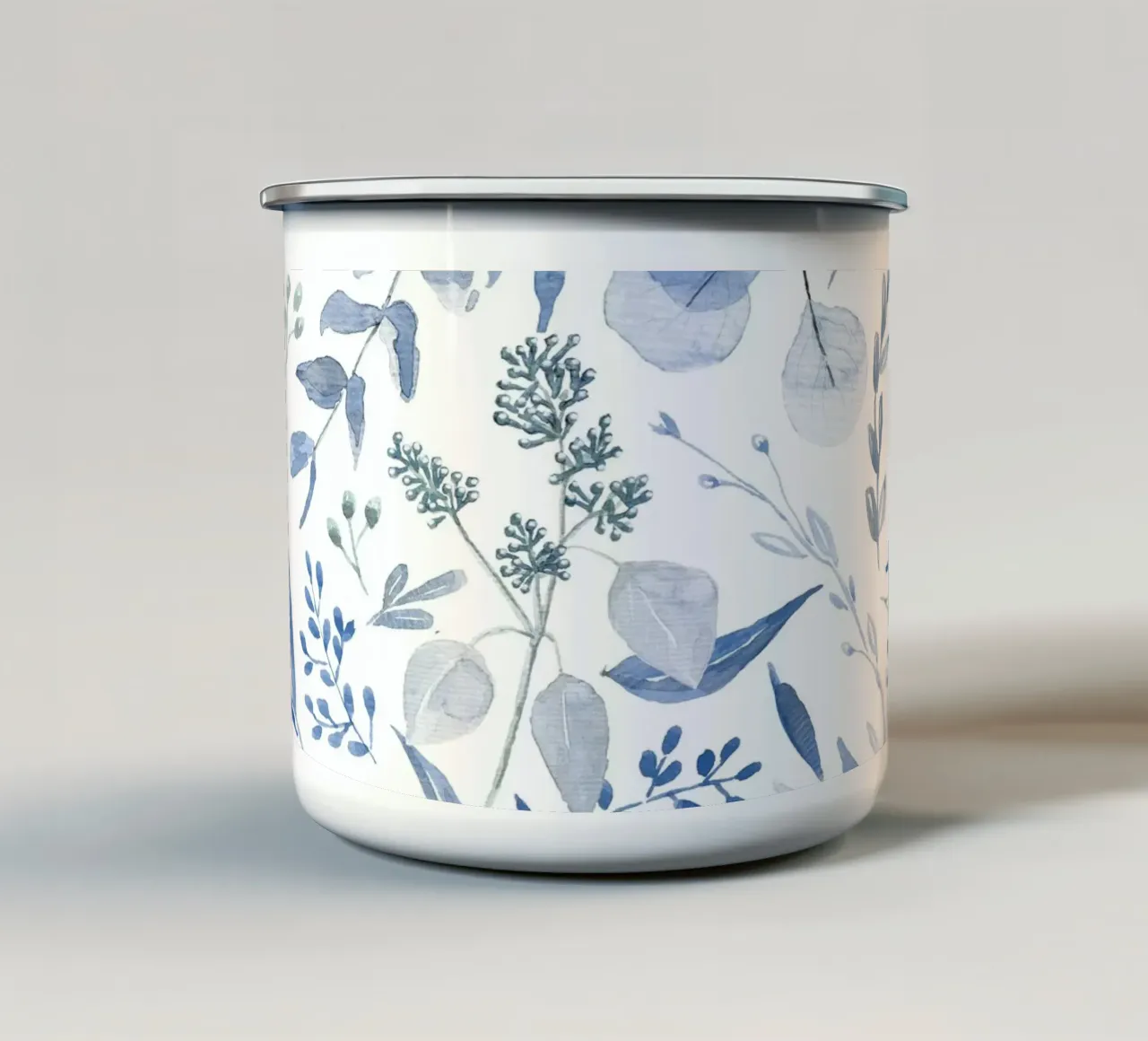 Blue Eucalyptus Pattern tazza in smalto da anisillustration