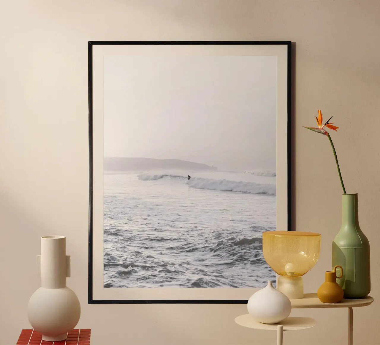 Surfers on waves - Minimalist ocean design hahnemühle by Whole©