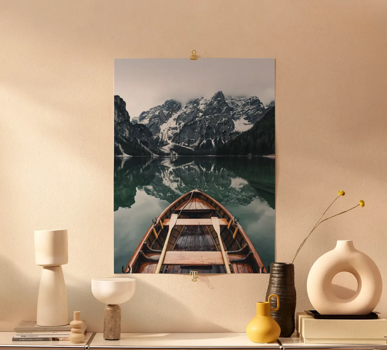 Boot und Berge – Naturabenteuer am See Poster von Whole©