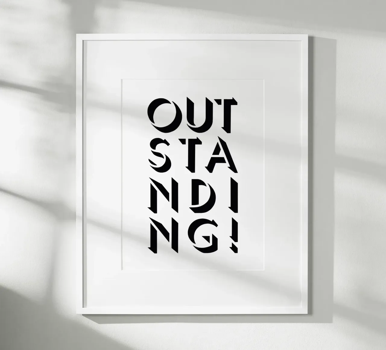 Outstanding! poster con telaio in legno da Richard Hood