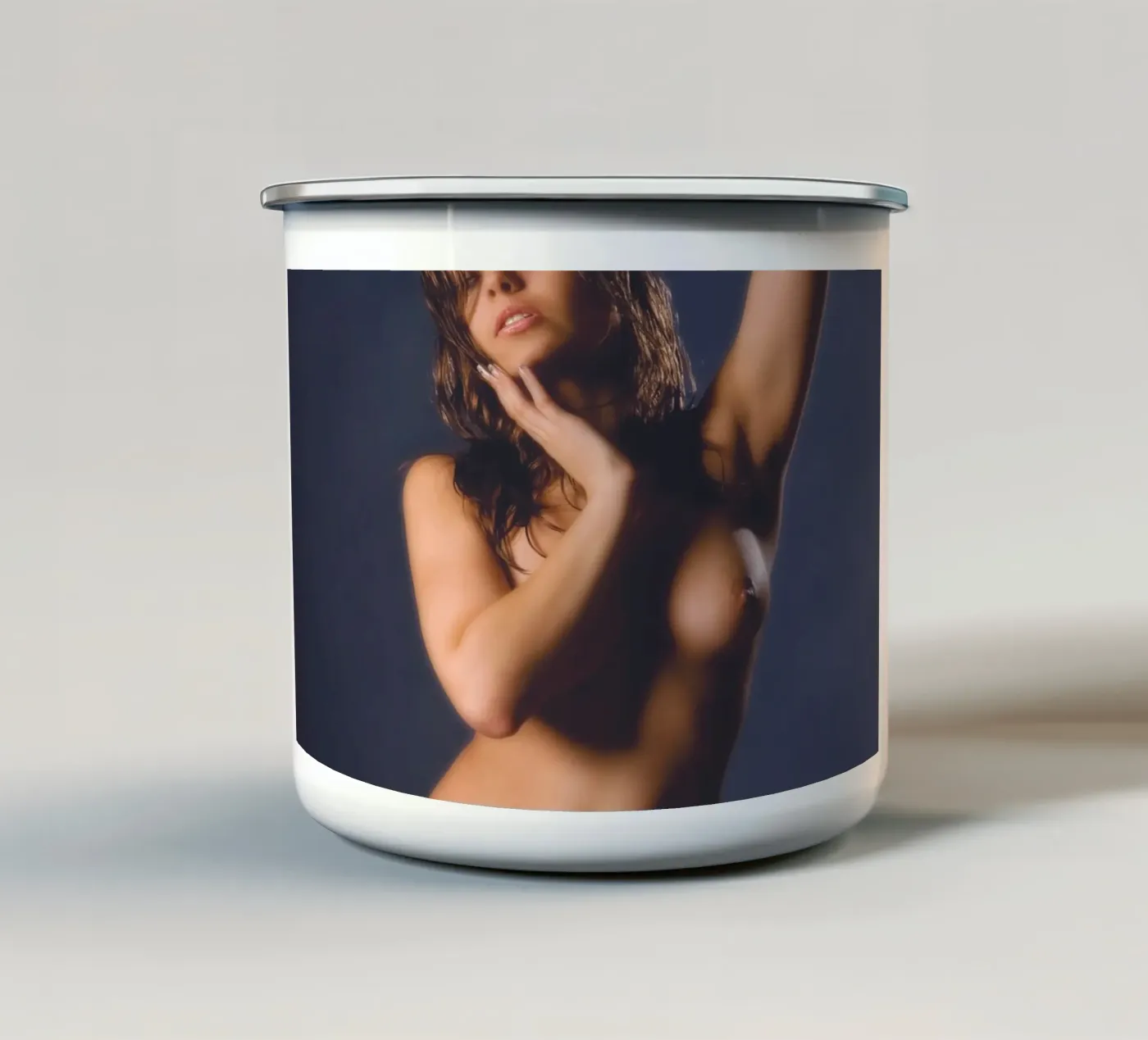 Adele-X emaille mok van Dave Hare Photography