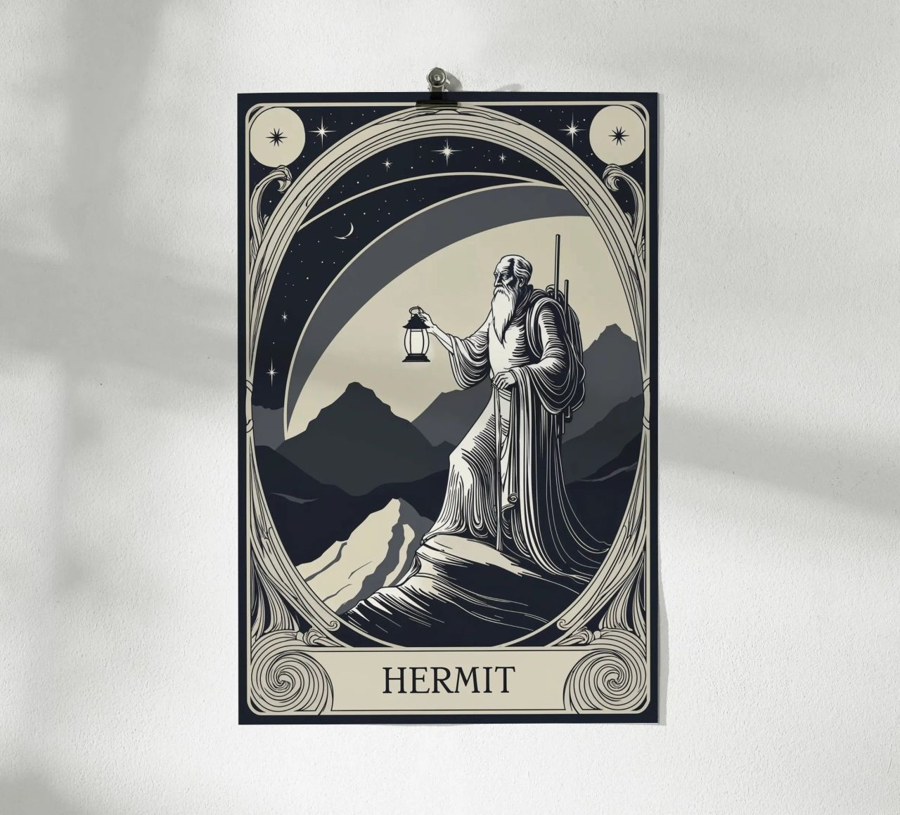 L'Eremita - La Lanterna della Conoscenza poster da Mystique & Muse