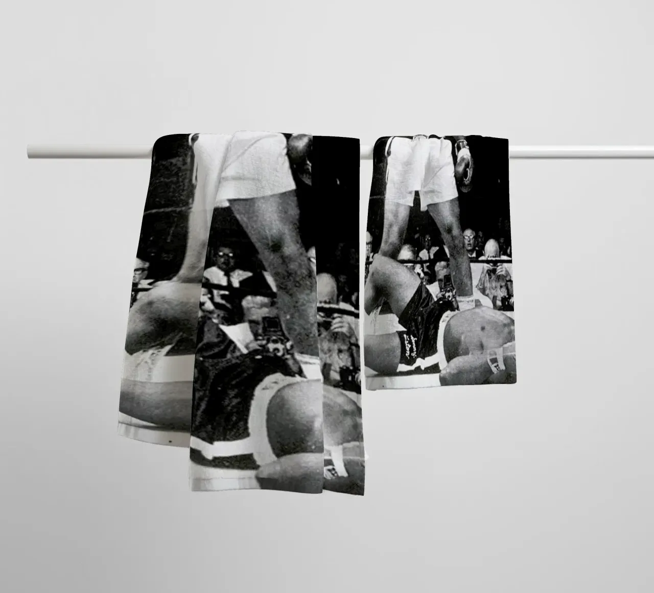 Muhammad Ali rematch with Sonny Liston, 1965 Handtuch von Gallery Print and Art Limited