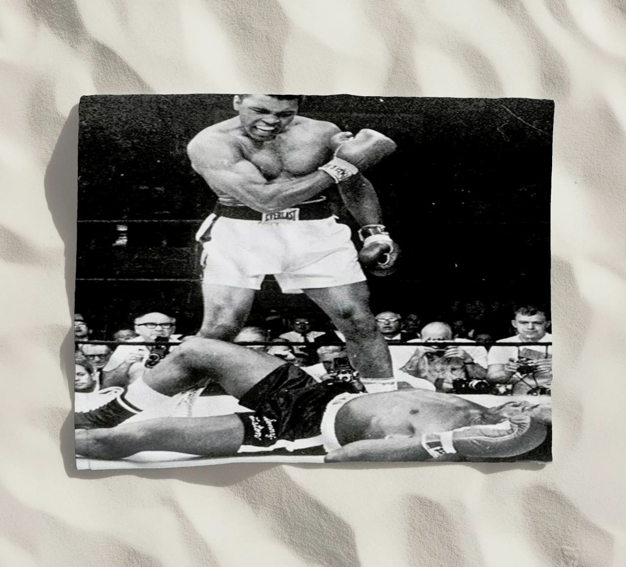 Muhammad Ali rematch with Sonny Liston, 1965 telo mare da Gallery Print and Art Limited