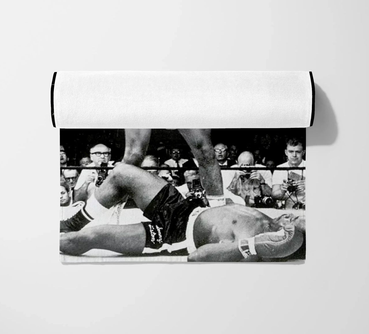 Muhammad Ali rematch with Sonny Liston, 1965 telo mare da Gallery Print and Art Limited