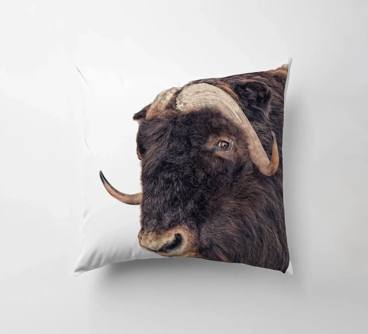 Bisonte cuscino da Curious Collections by Marielle Leenders