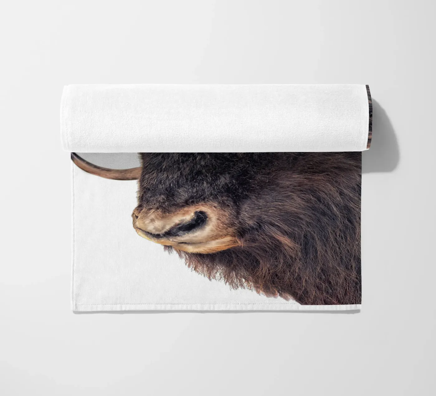 Bisonte telo mare da Curious Collections by Marielle Leenders