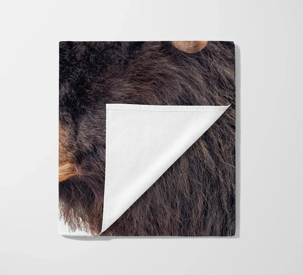 Bisonte telo mare da Curious Collections by Marielle Leenders