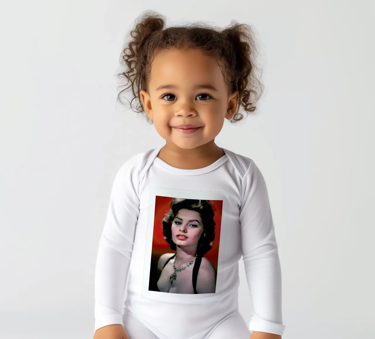 Sophia Loren, circa 1957 Langarm Babybody von Gallery Print and Art Limited