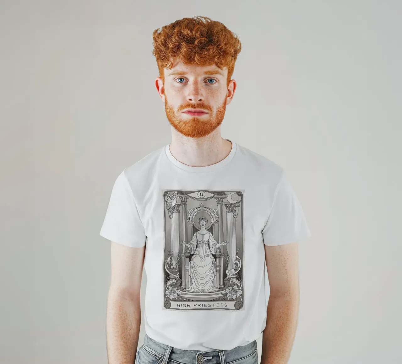 L'Alta Sacerdotessa - Custode della conoscenza sacra t-shirt da Mystique & Muse