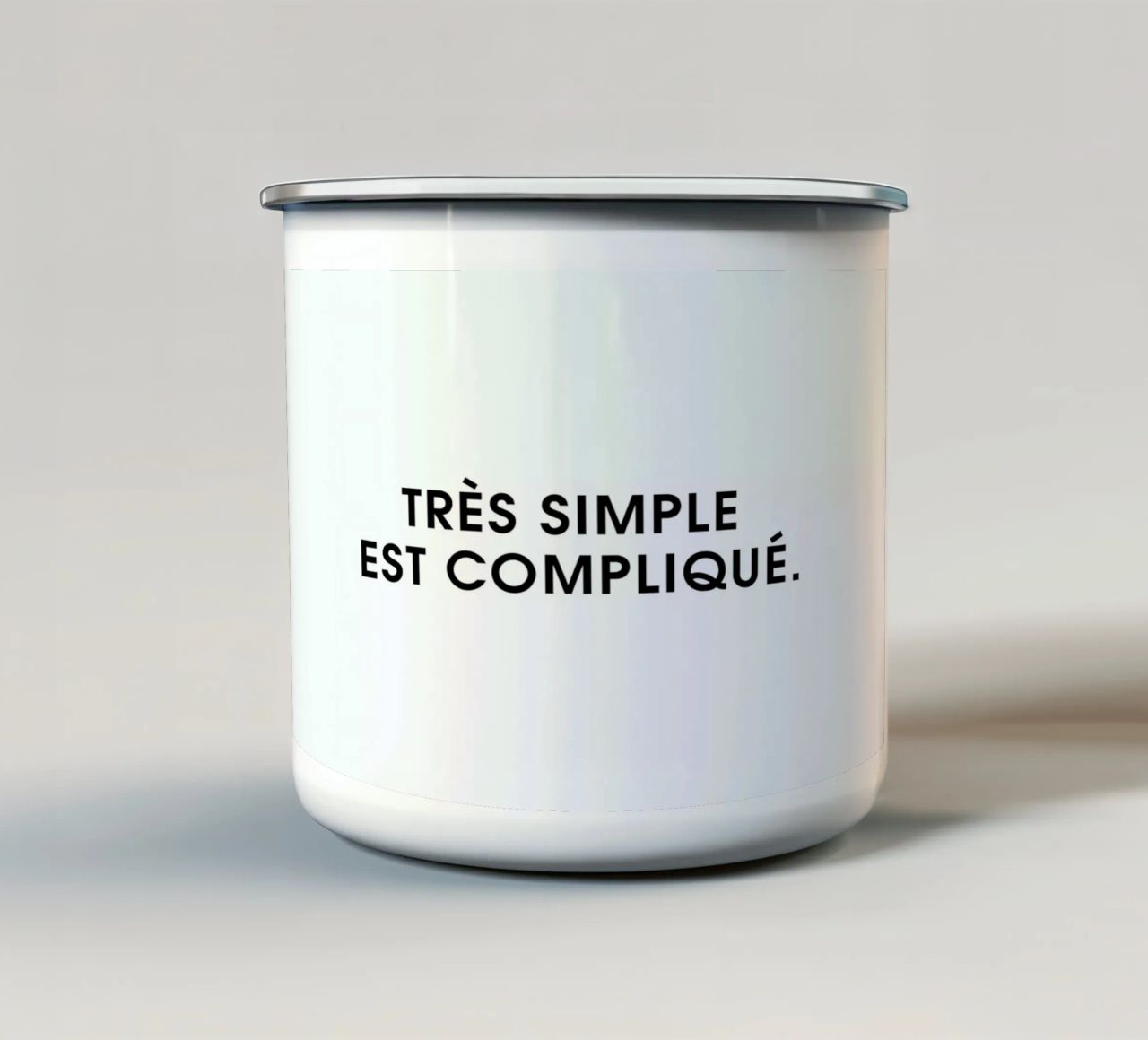 Très simple est compliqué - White tazza in smalto da Intertitres