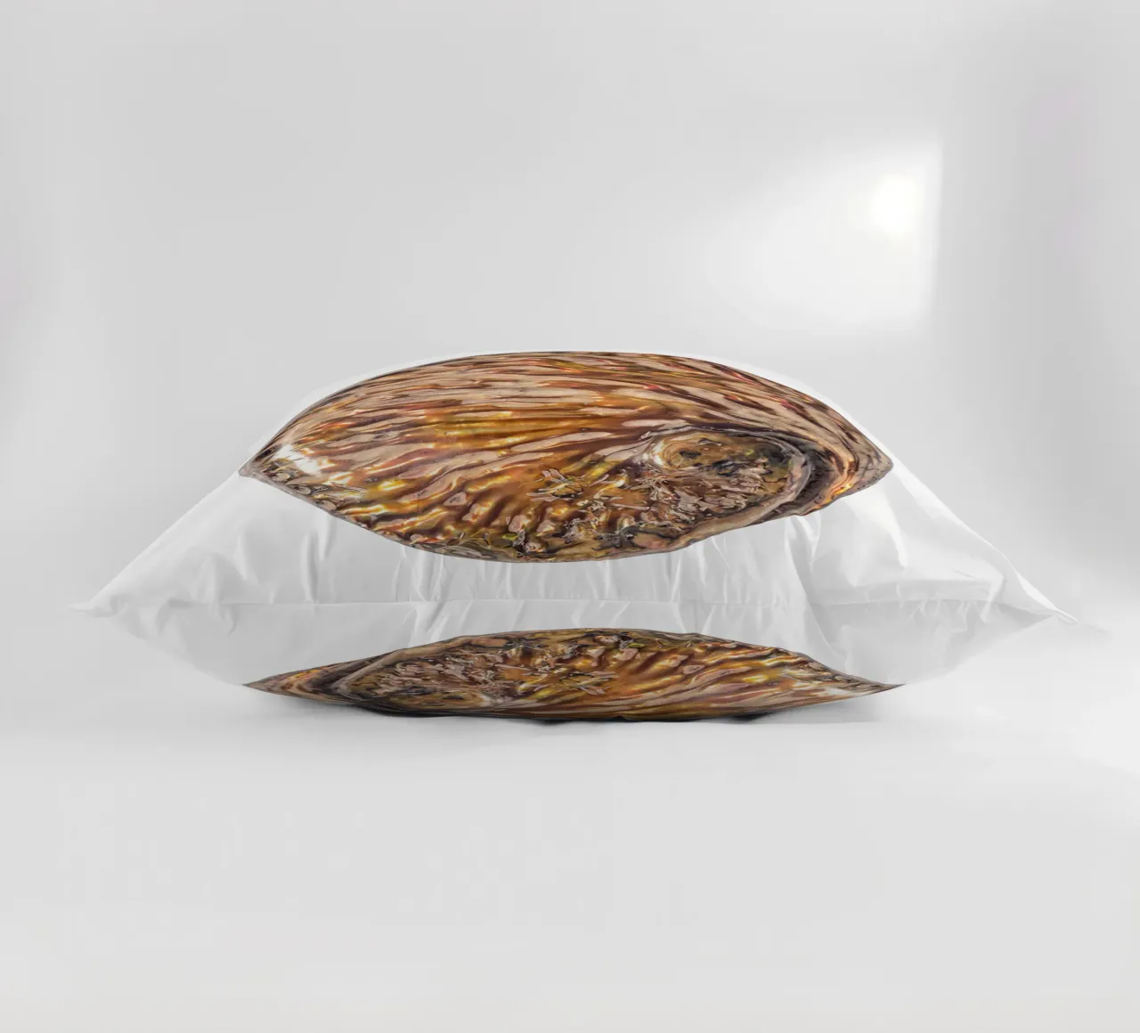 Conchiglia in madreperla cuscino da Curious Collections by Marielle Leenders