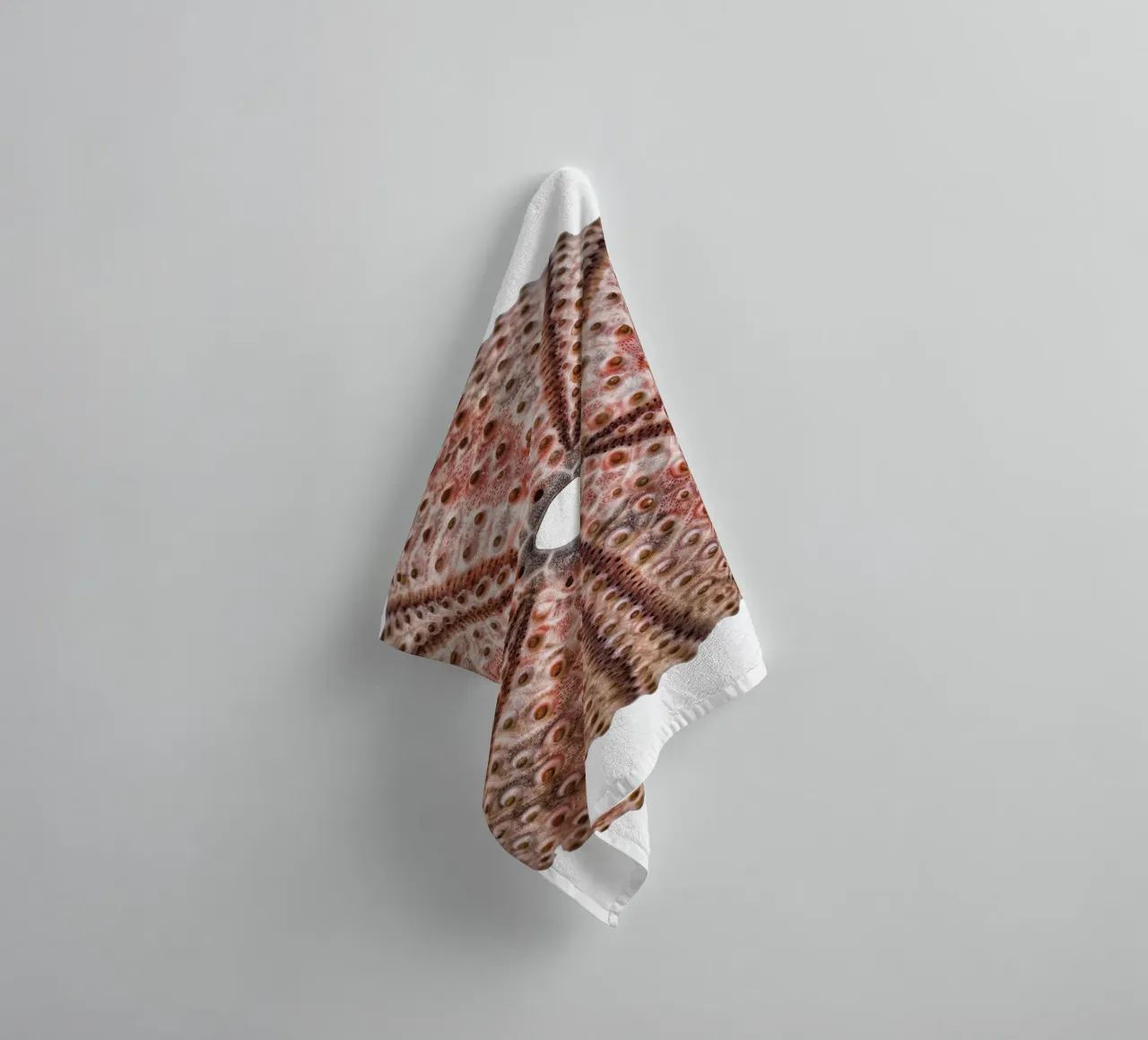 Riccio di mare asciugamano da bagno da Curious Collections by Marielle Leenders