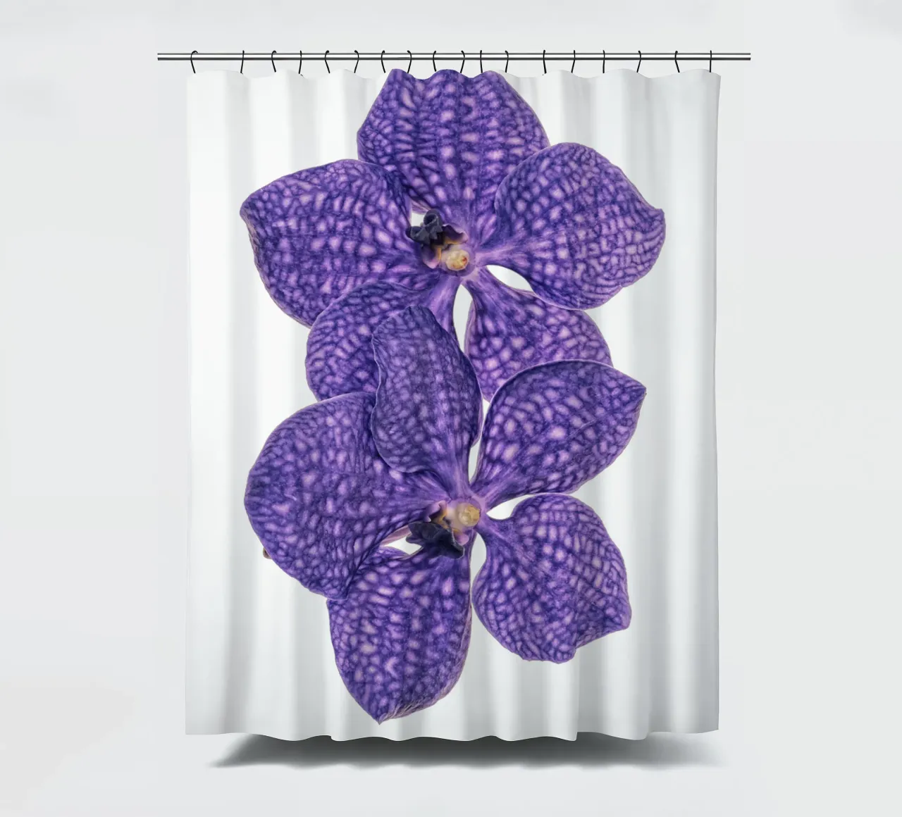 Il fascino delle orchidee viola tenda da doccia da Curious Collections by Marielle Leenders