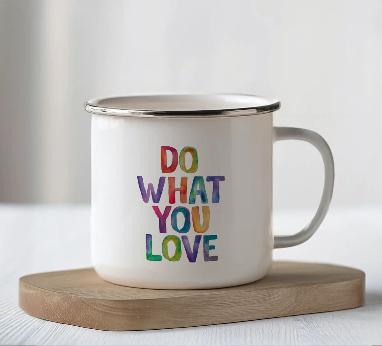 Tun Sie, was Sie lieben Emaille Tasse von THE MOTIVATED TYPE