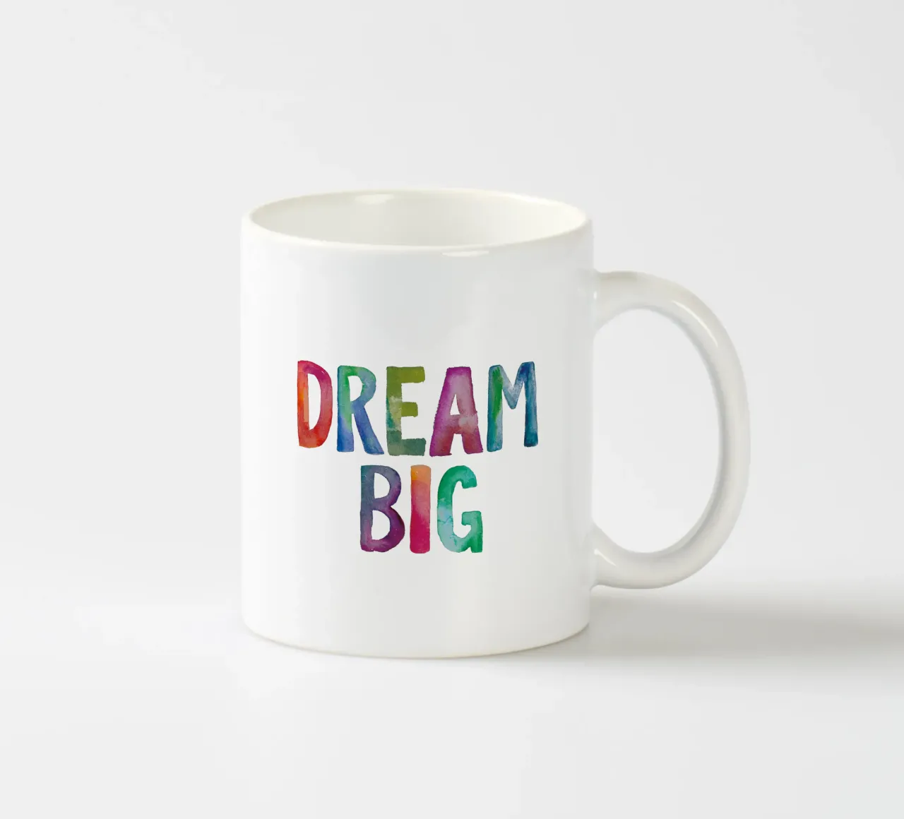 Sognare in grande tazza in ceramica da THE MOTIVATED TYPE