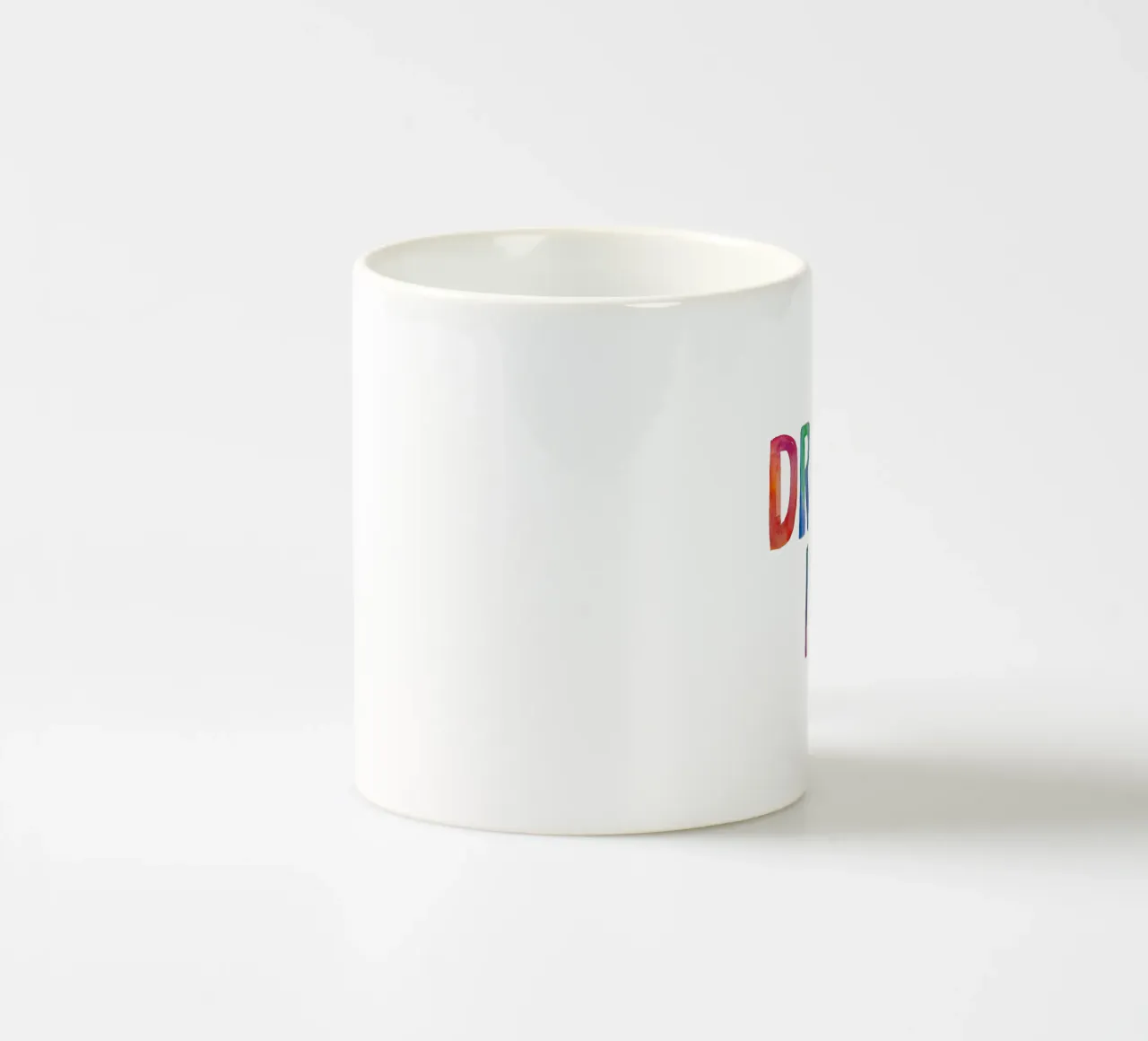 Sognare in grande tazza in ceramica da THE MOTIVATED TYPE
