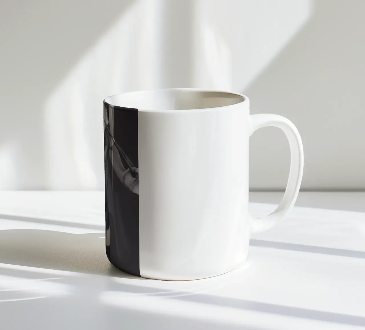 Bettsie tazza in ceramica da Dave Hare Photography