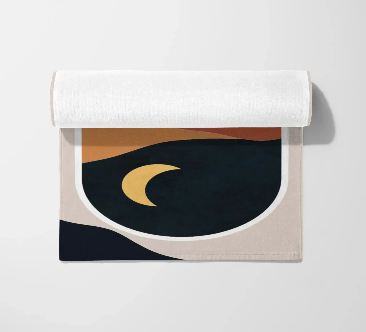 Landscape of sun and crescent moon telo mare da LisaArtes