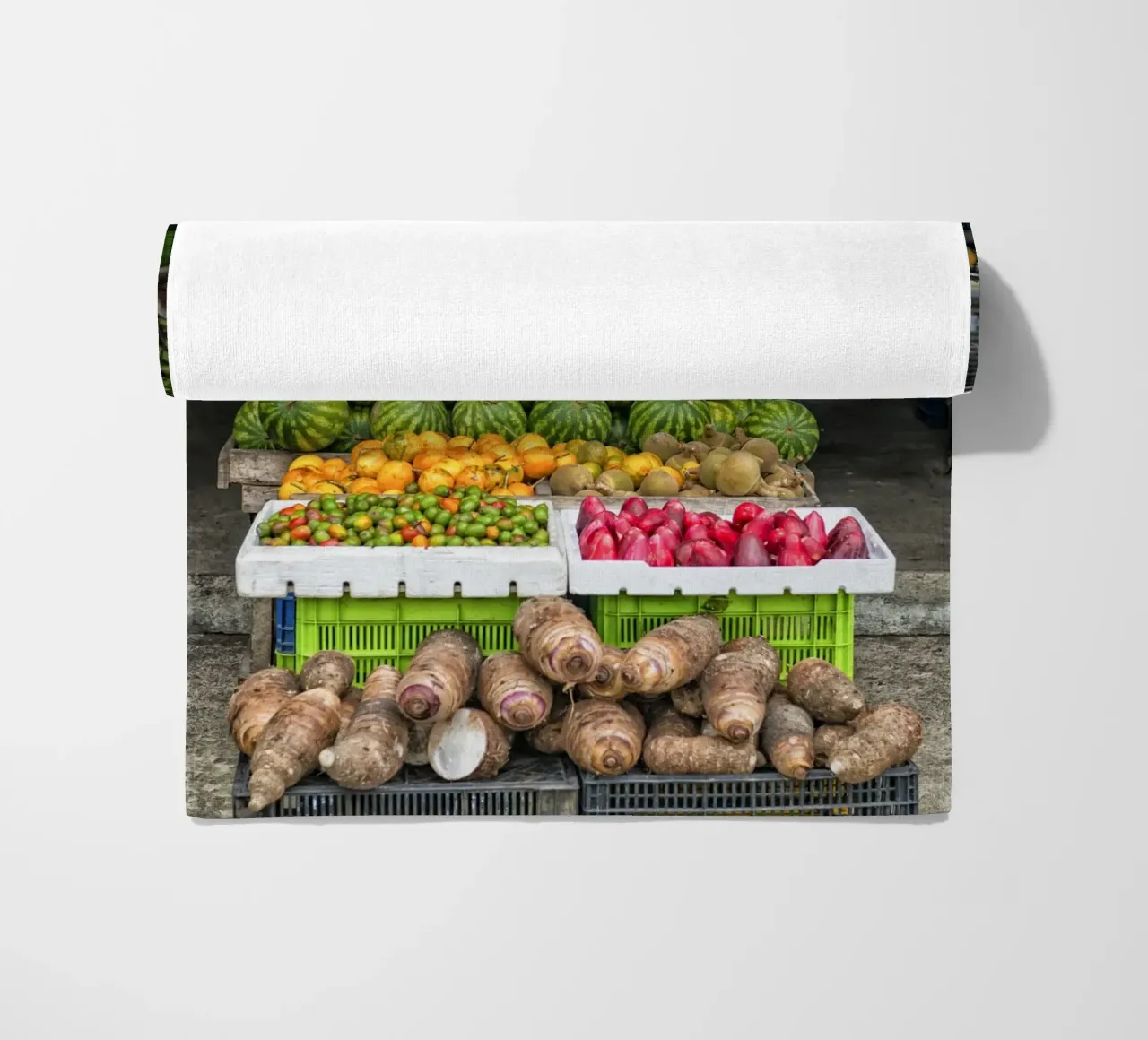 Banco di frutta telo mare da Curious Collections by Marielle Leenders