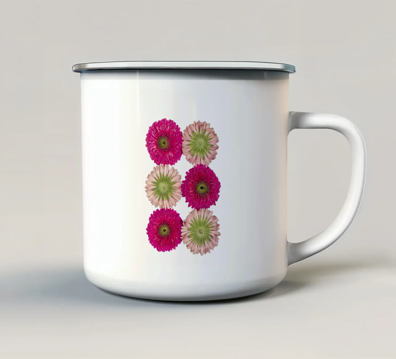 Margherite rosa tazza in smalto da Curious Collections by Marielle Leenders