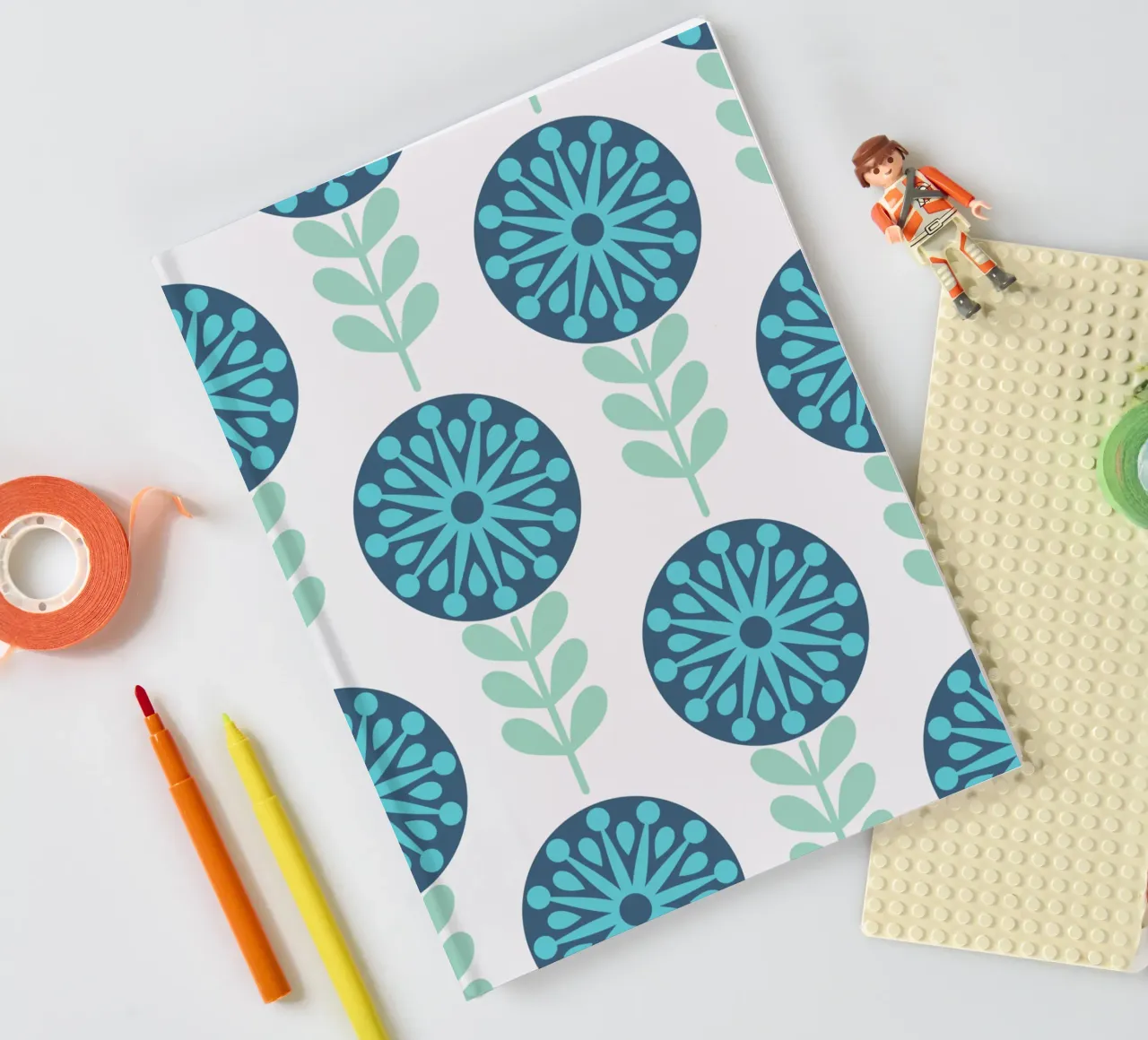Clove – Nordic Botanical Simplicity notebook by Studio Mooodz