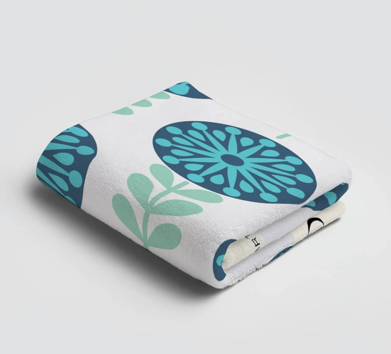 Kruidnagel - Nordic Botanical Simplicity badhanddoek van Studio Mooodz