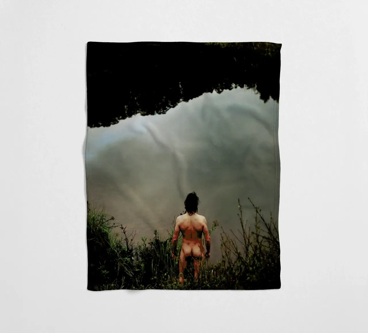 Bath In The Early Hours Of The Day coperta in pile da Dani L.