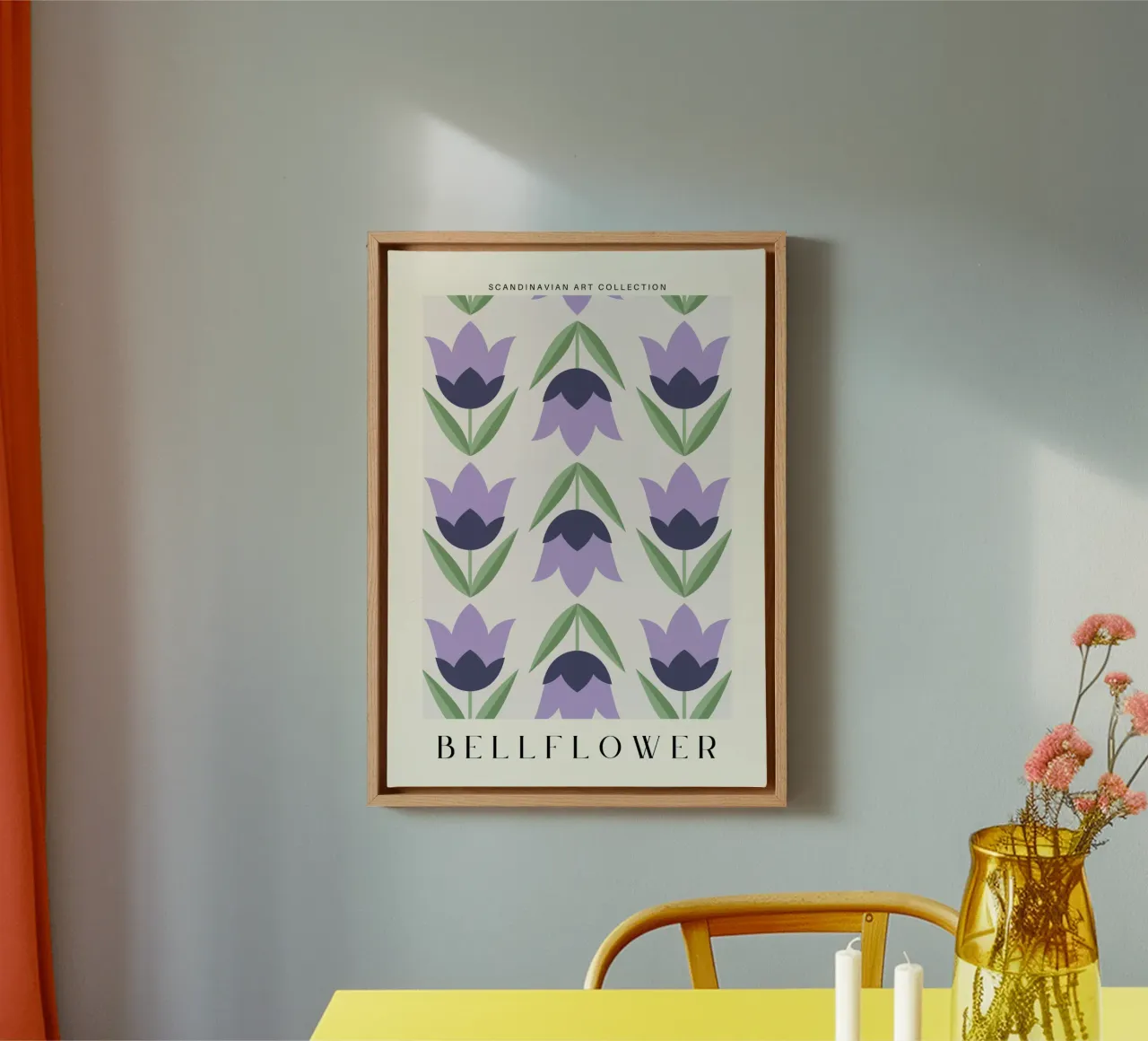 Glockenblume - Nordic Floral Serenity Leinwand mit Schattenfugenrahmen von Studio Mooodz