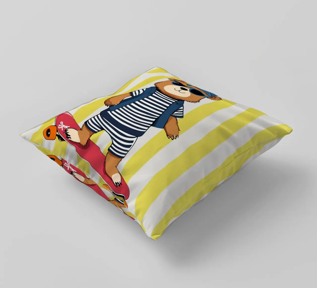 Cool Bear Rollin cuscino da Doodle Dreams Art
