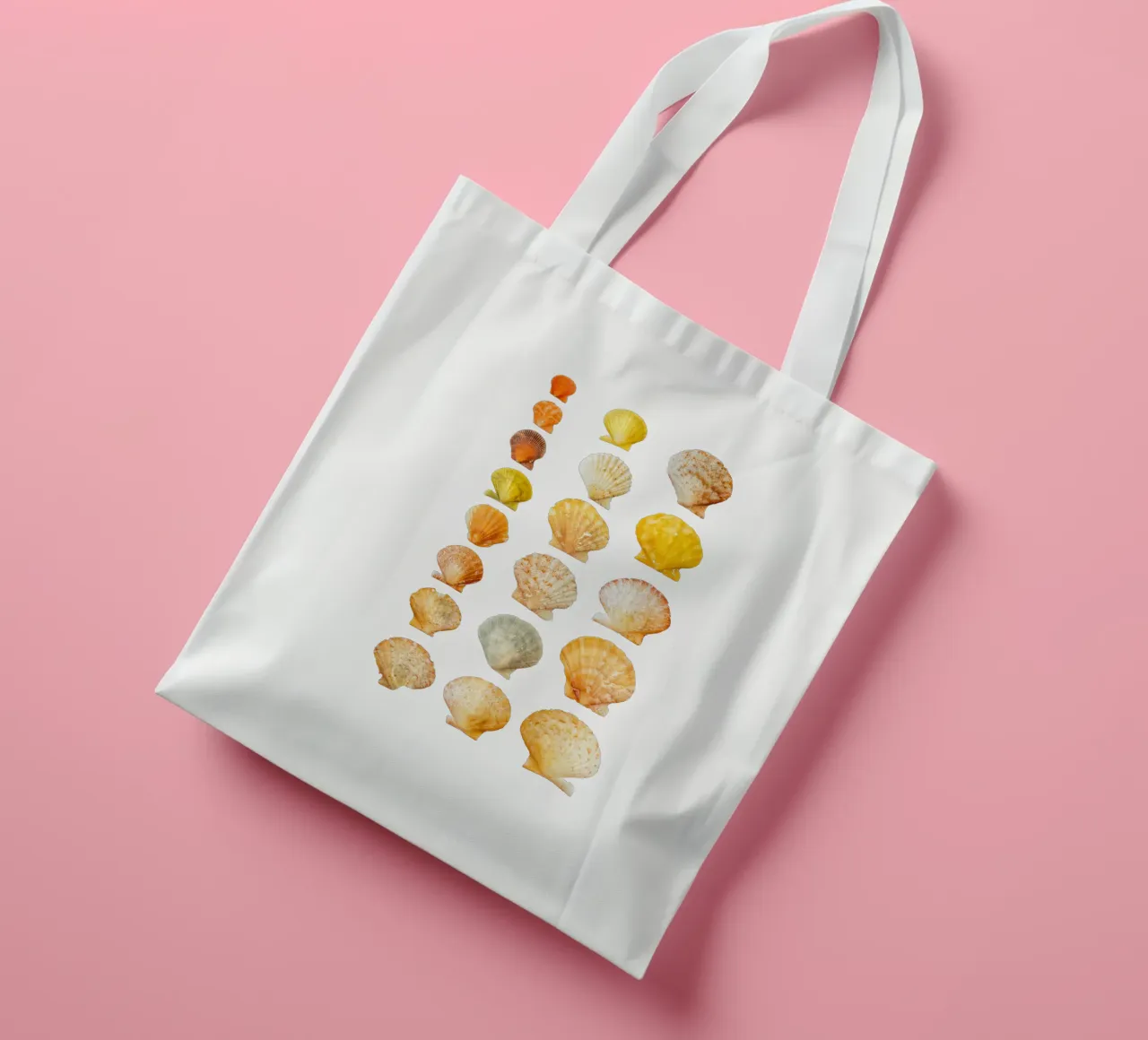 Seashells tote bag by Curious Collections by Marielle Leenders
