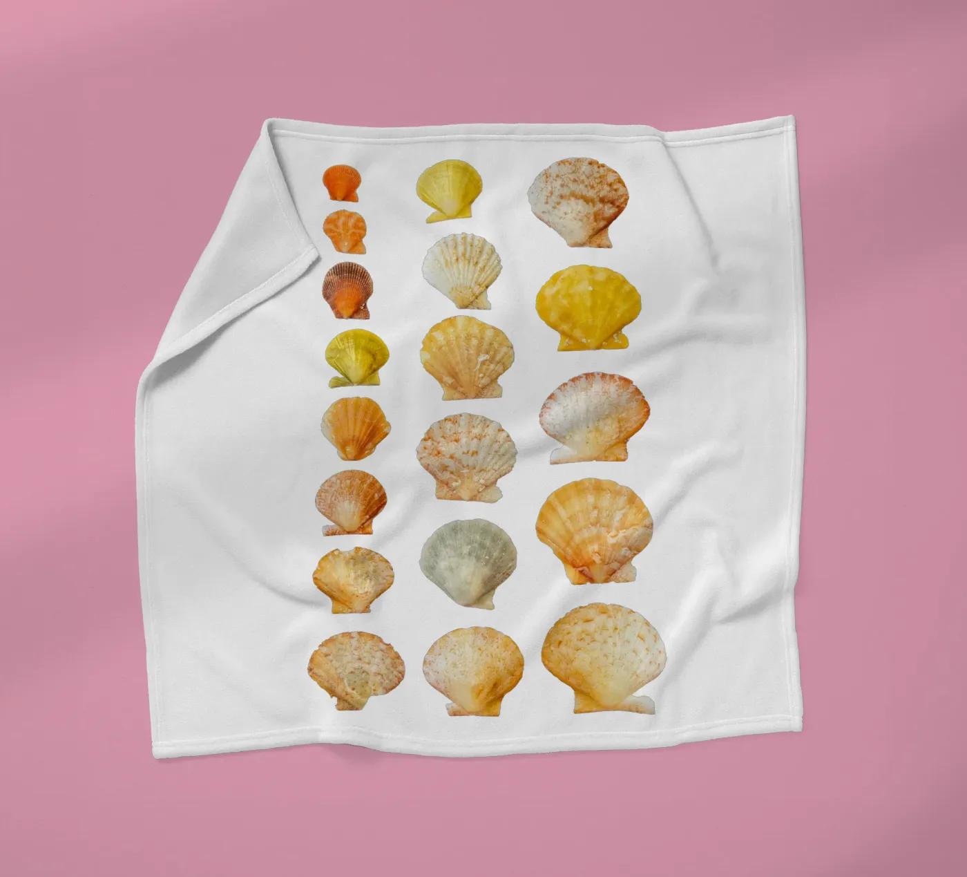 Seashells fleecedeken van Curious Collections by Marielle Leenders