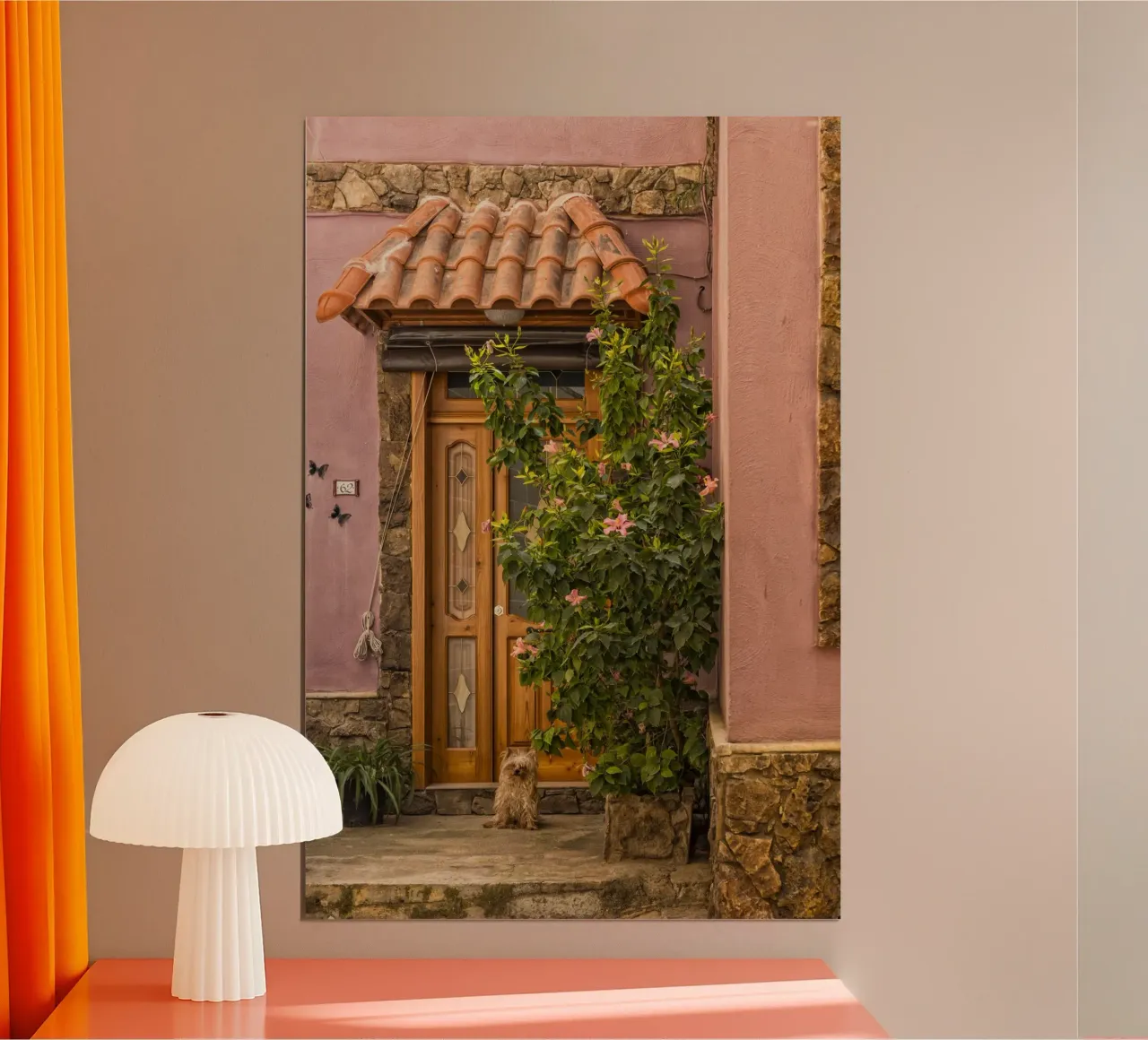 Incantevole portico con magnolie rosa poster da Curious Collections by Marielle Leenders