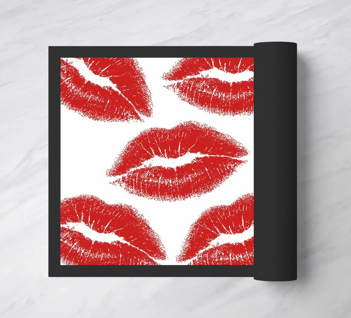 Lips pattern Fußmatte von Happypatterns