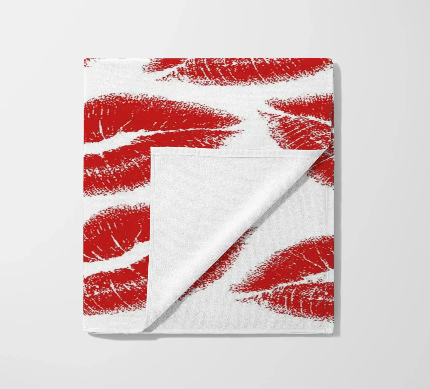 Lips pattern Strandtuch von Happypatterns