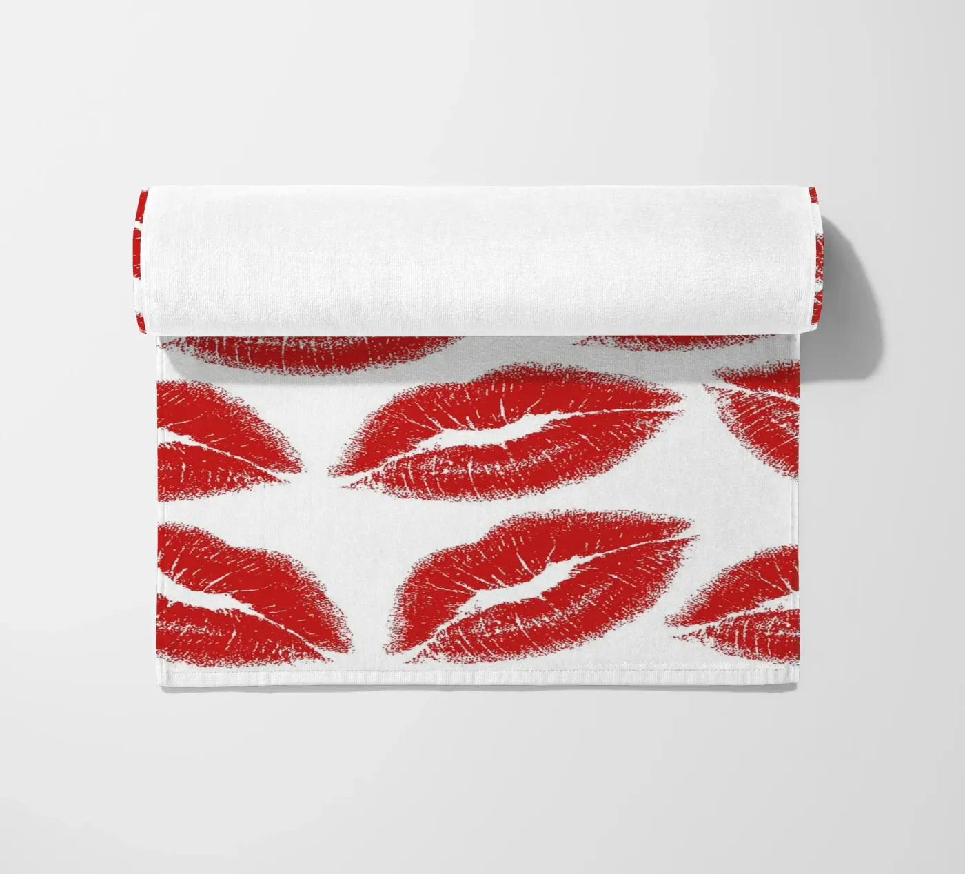 Lips pattern Strandtuch von Happypatterns
