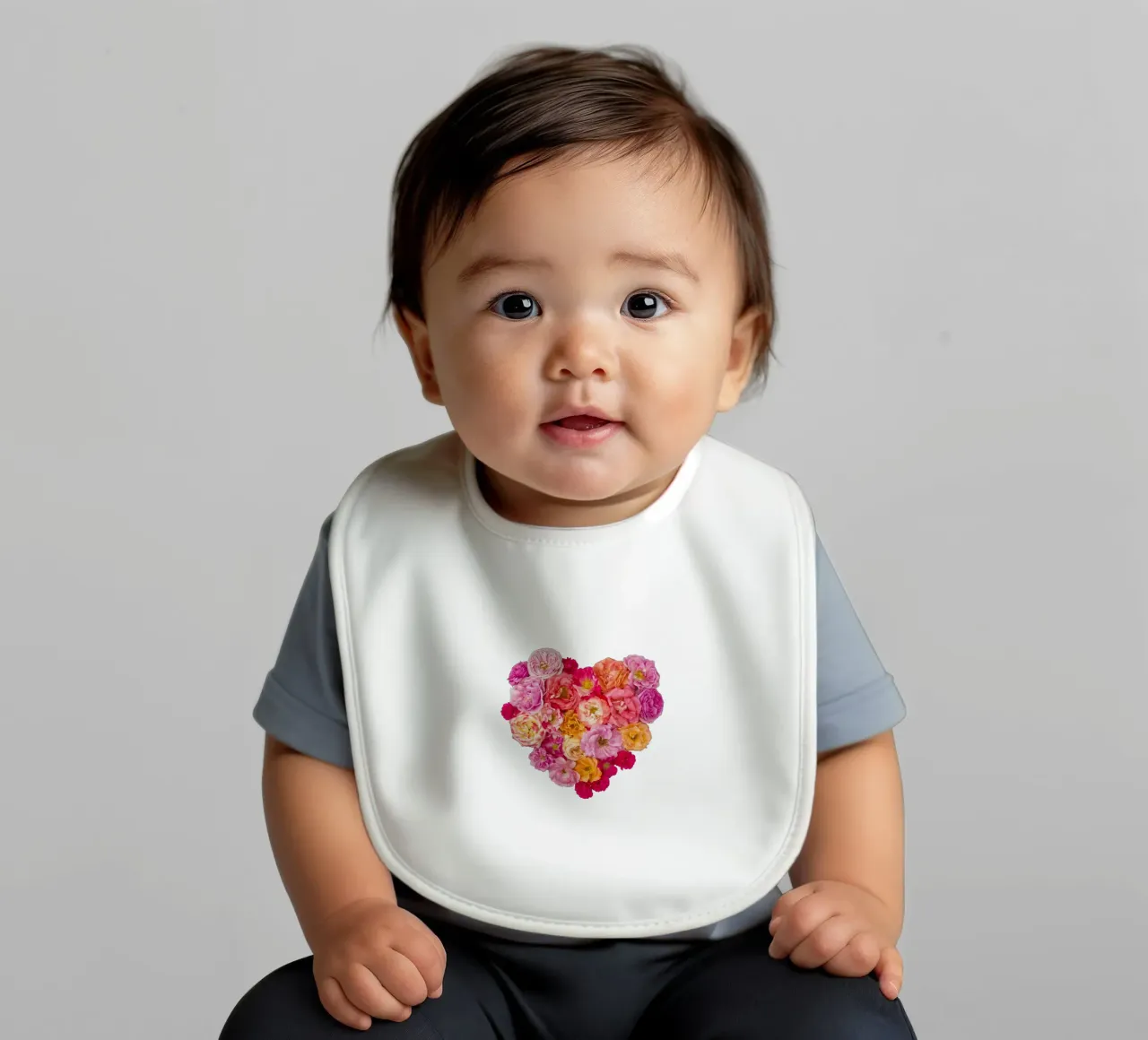 Cuore di rose colorate bavaglino da Curious Collections by Marielle Leenders