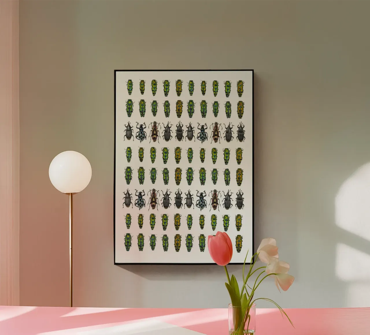 Petits coléoptères plexiglas de Curious Collections by Marielle Leenders